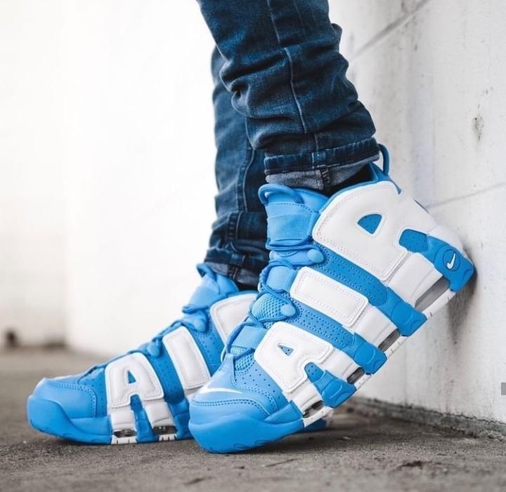 nike air more uptempo sky blue